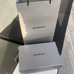 balenciaga shoes box